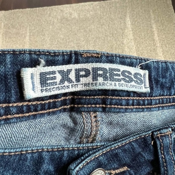 EXPRESS Mid Rise Stretch Fit & Flare Denim Blue Jeans Dark Wash Women's 3/4 - Picture 2 of 6